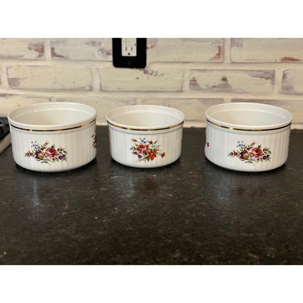 Worcester Oven China‎  Floral Gold Trim Set of 3 Fine Ovenware